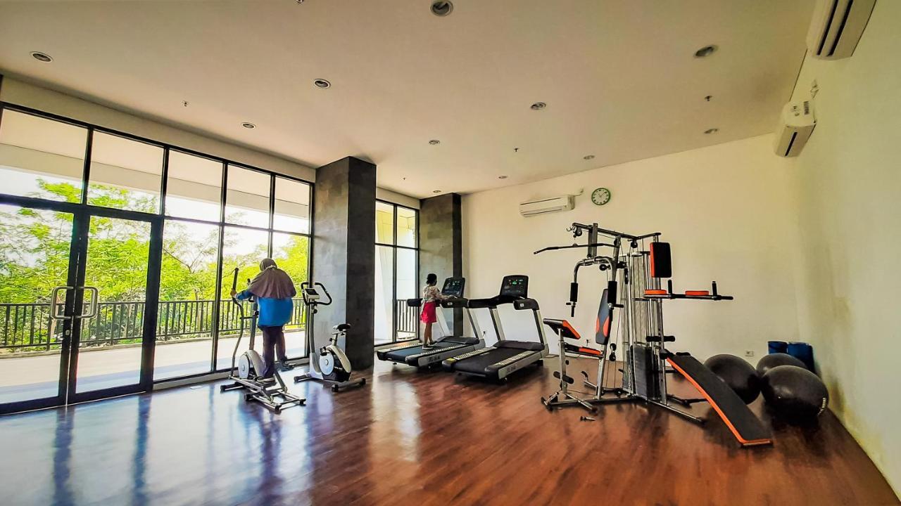 Cordova Suites Semarang Exterior photo