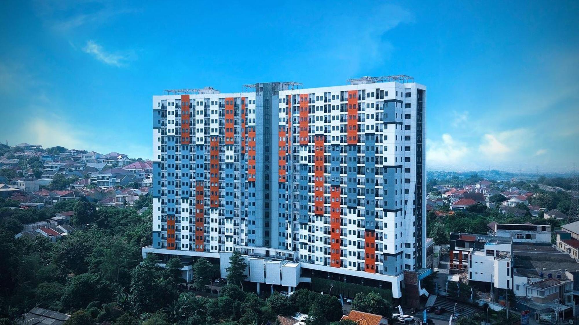 Cordova Suites Semarang Exterior photo